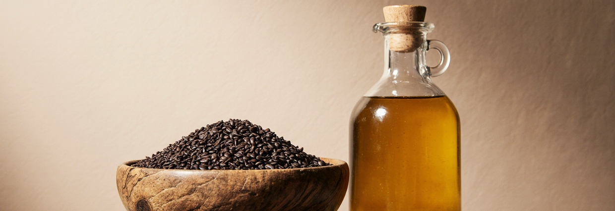 Çörek Otu Yağı: Saça Faydaları