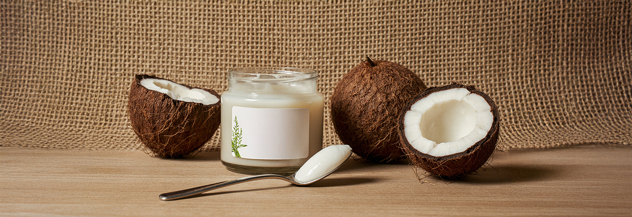 Hindistan Cevizi Yağı Nedir? Saça Faydaları Nelerdir?