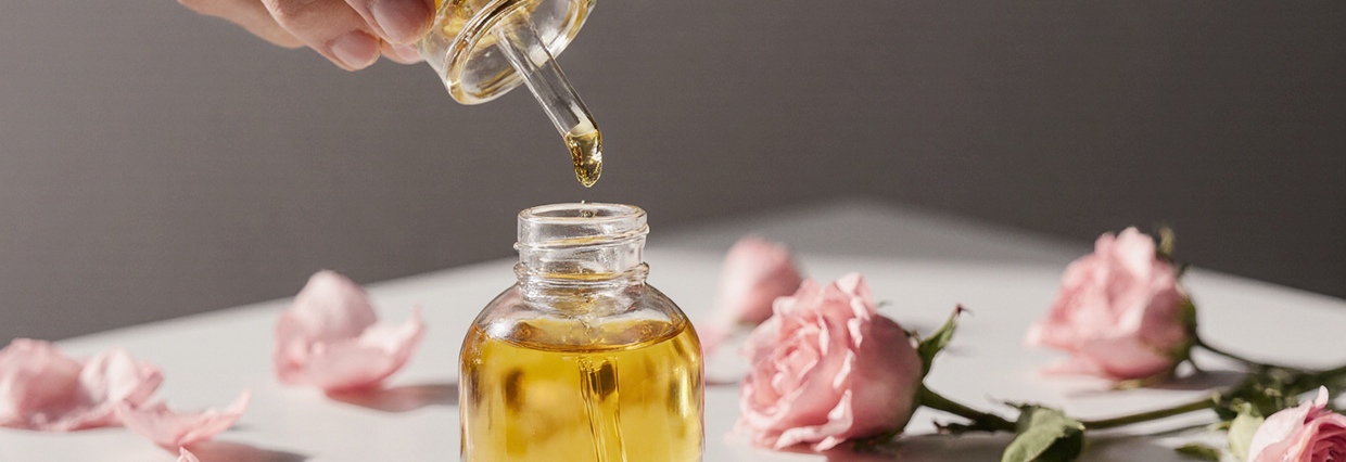 Gül Yağı Nedir ve Ne İşe Yarar?